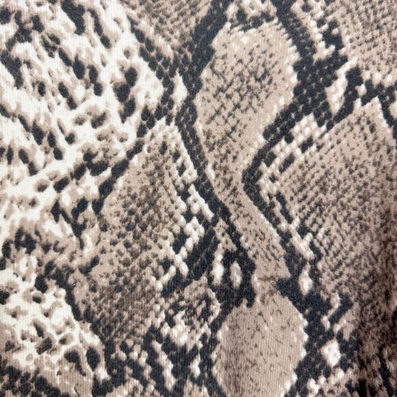 BOUTIQUE | Snakeskin Print Button Front Lightweight Cardigan Women’s Size XL - Picture 9 of 9
